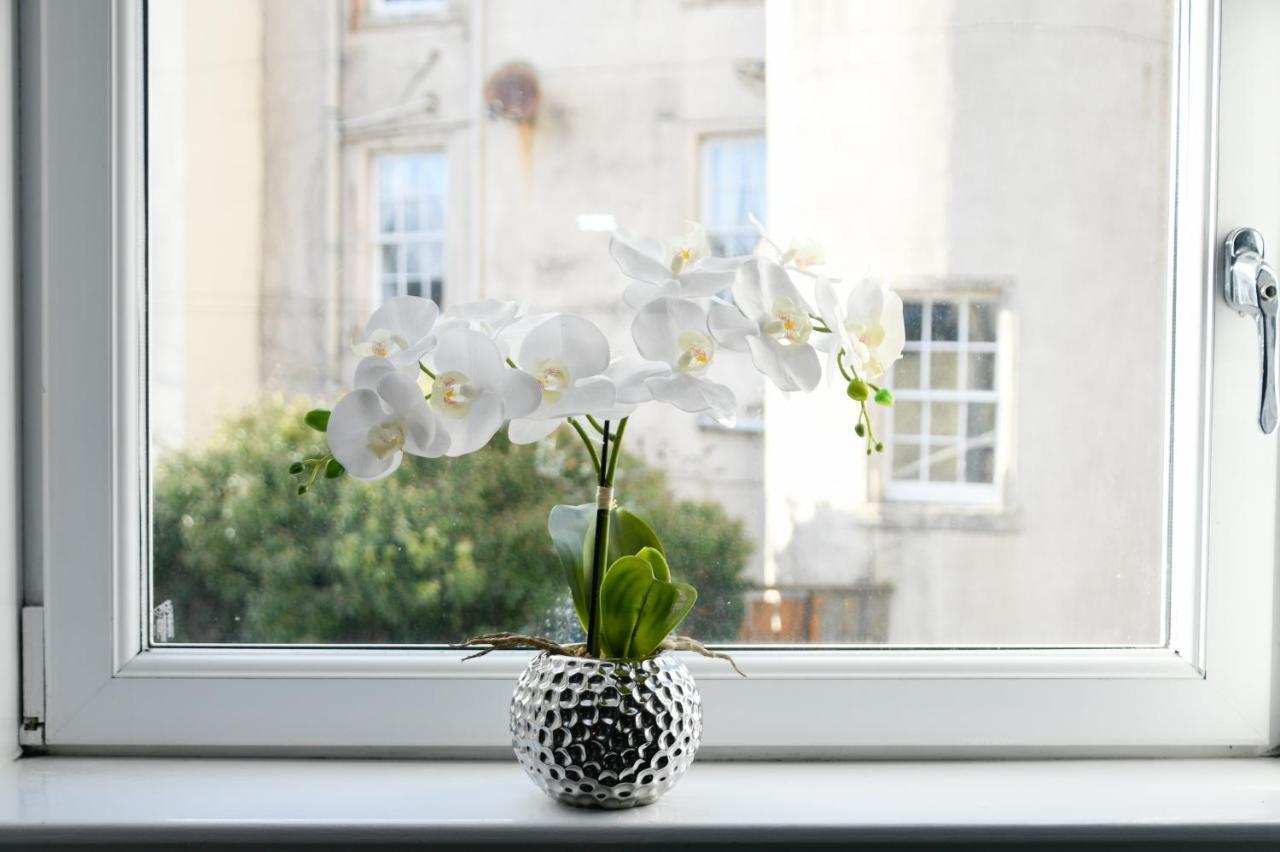 The Gallery Apartment - Oban Town Centre Apartment, Walkable To Ferry Terminal Kültér fotó